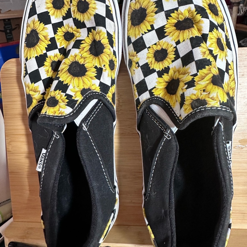 Woman's Sunflower Vans Size 10